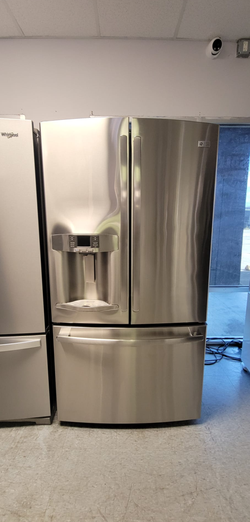 LG French Door Fridge – Stainless, Ice & Water, Clean