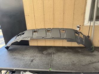2022 2023 2024 2025 VOLKSWAGEN TAOS REAR BUMPER COVER VALANCE OEM USED