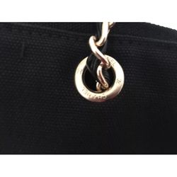 Chanel VIP gift canvas tote bag (gold chain) for Sale in San Jose, CA -  OfferUp