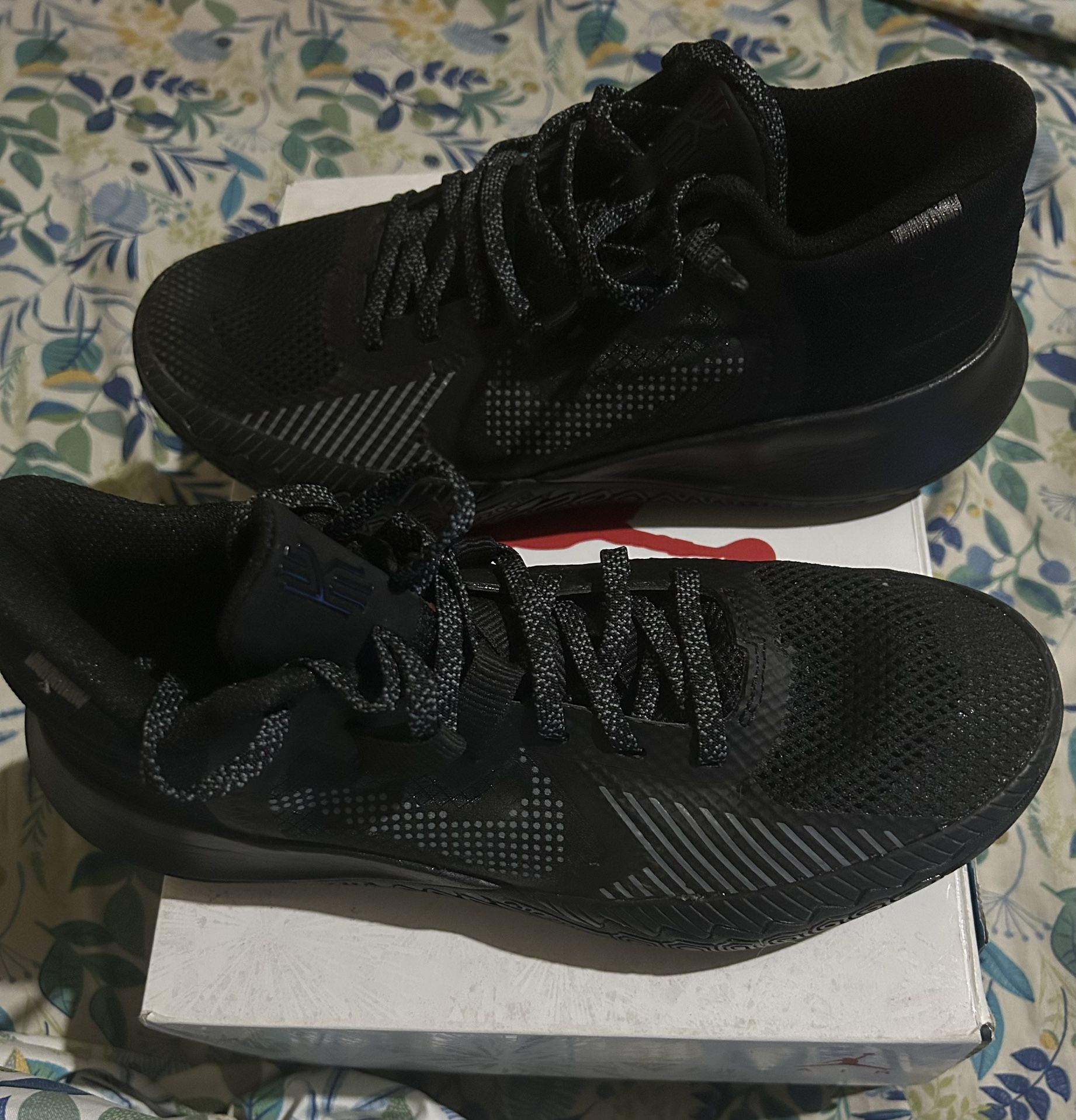 nike kyrie flytrap 5 black