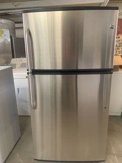 Fridge ge good condition 90 days warranty Refry ge buenas Condiciones 90 dias de Garantia