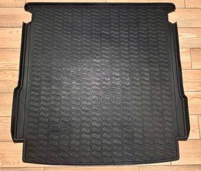Audi OEM Q7 All Weather Trunk Cargo Mat
