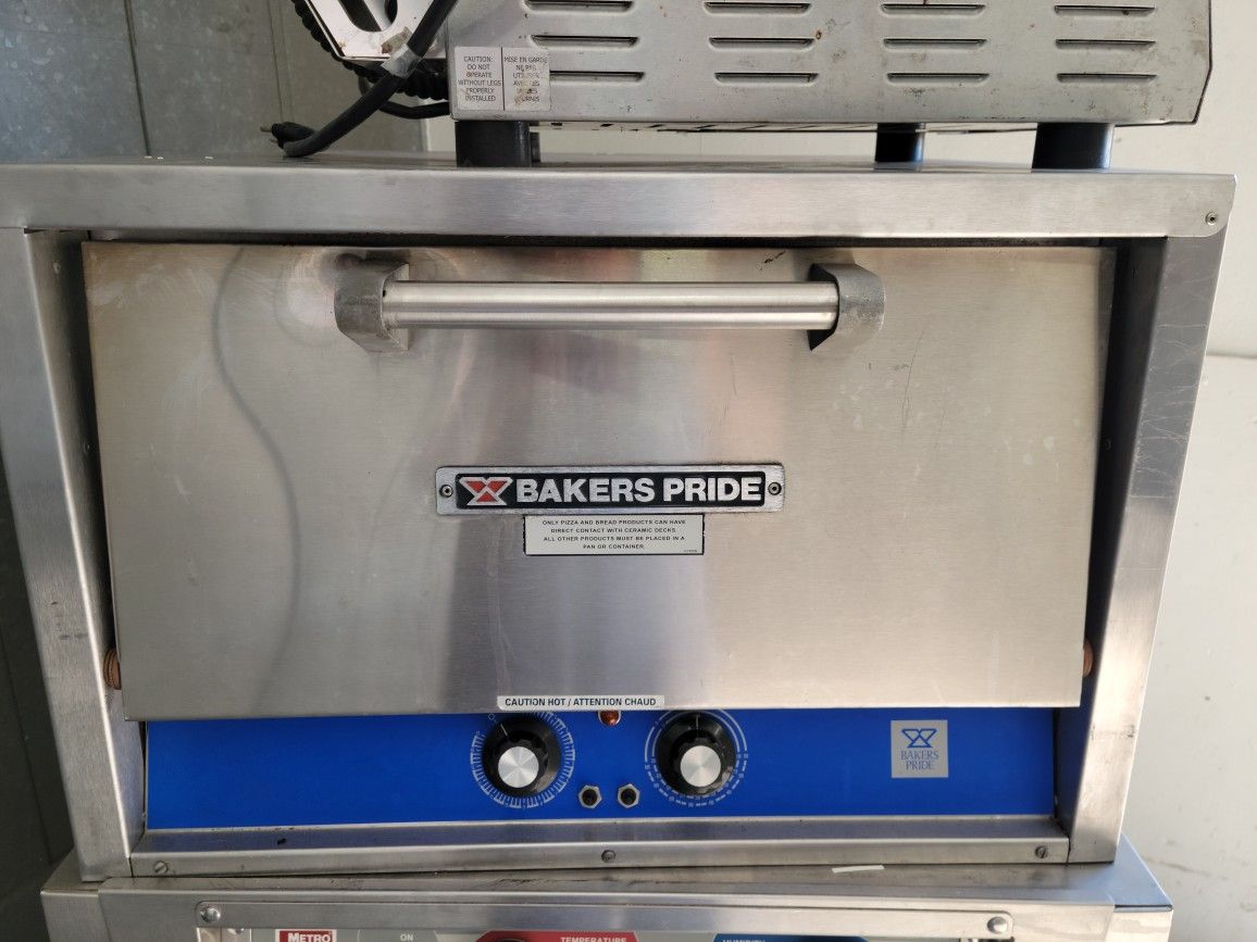 Baker Pride Pizza Oven