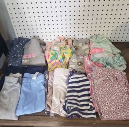 21 pc Toddler Girls Clothing Lot Size 2T / 24 Months