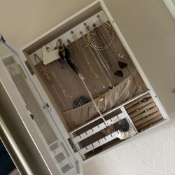 Jewelry Case 