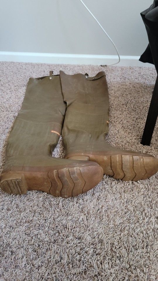 vintage rubber converse waders cracks display parts size 13 old insulated fishing Hunting work