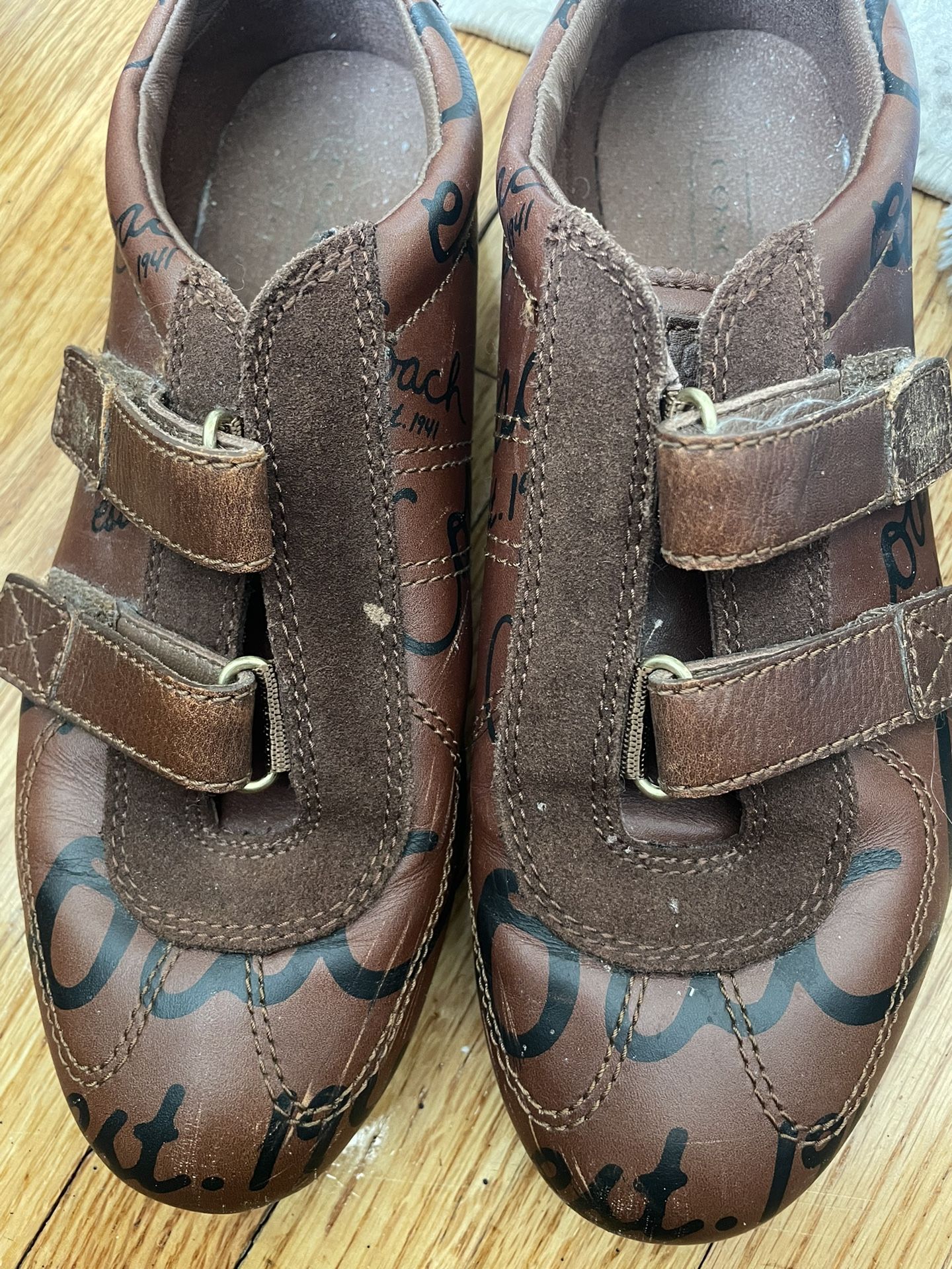 Coach Leather Shoes sneakers Size 7 M Women’s