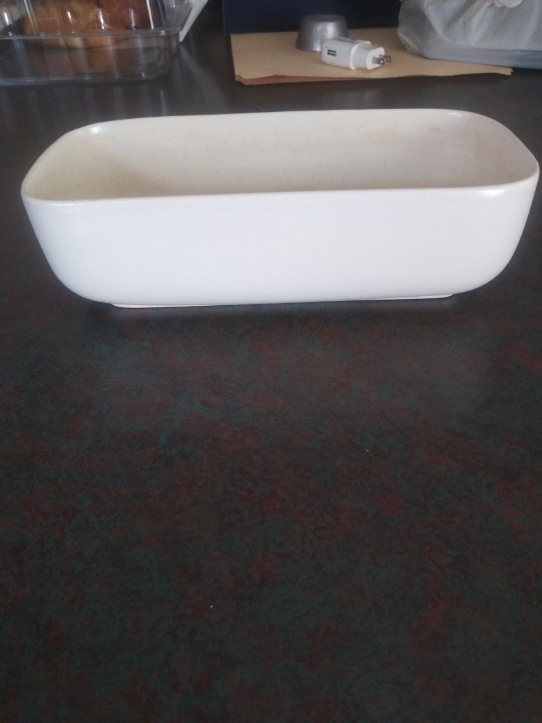 Vintage Royal Haeger Planter
