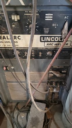 Lincoln idealarc welder