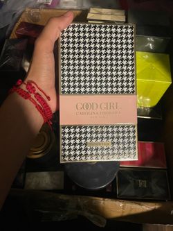 Carolina Herrera Good Girl Blush Tweed Talk 80ML – New & Sealed | Houston