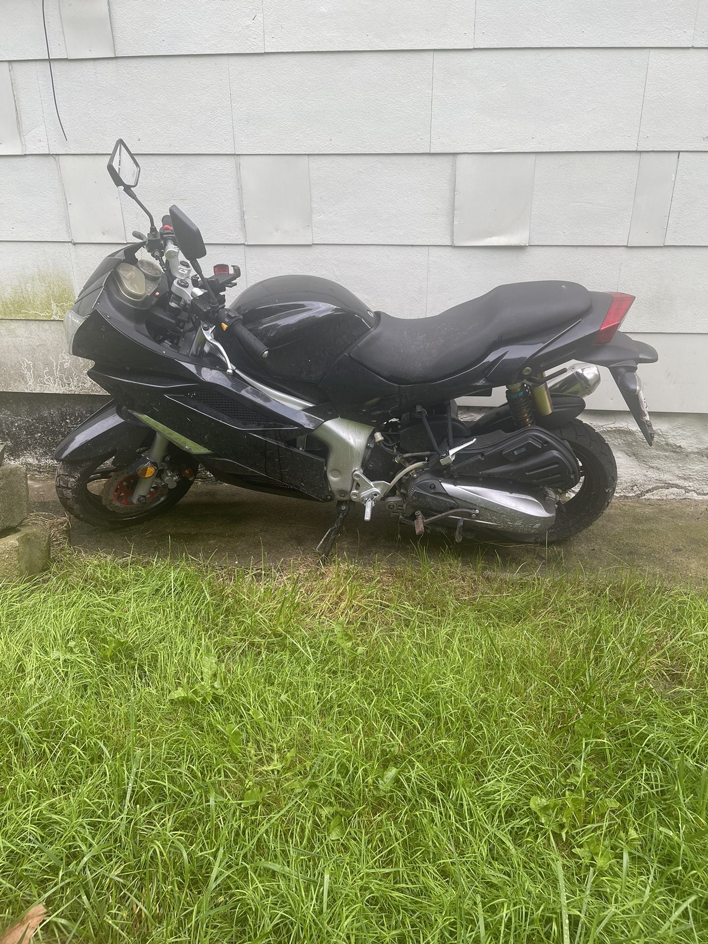 Super Hornet Motorcycle