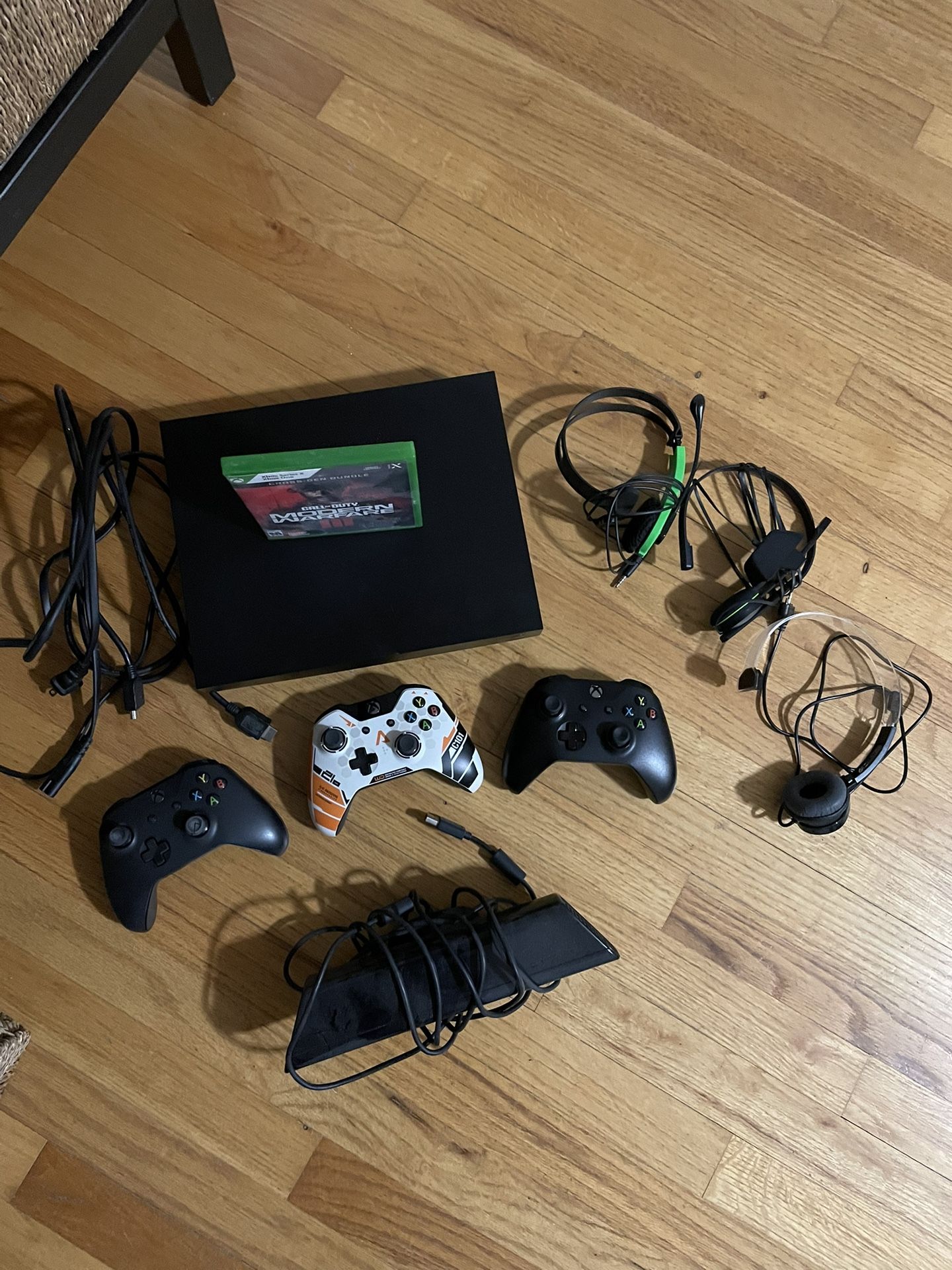 X Box One + Accessories