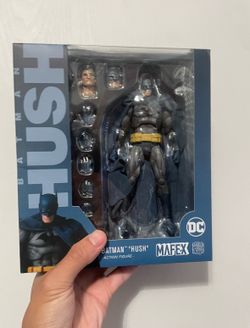 MAFEX 105 Hush Batman