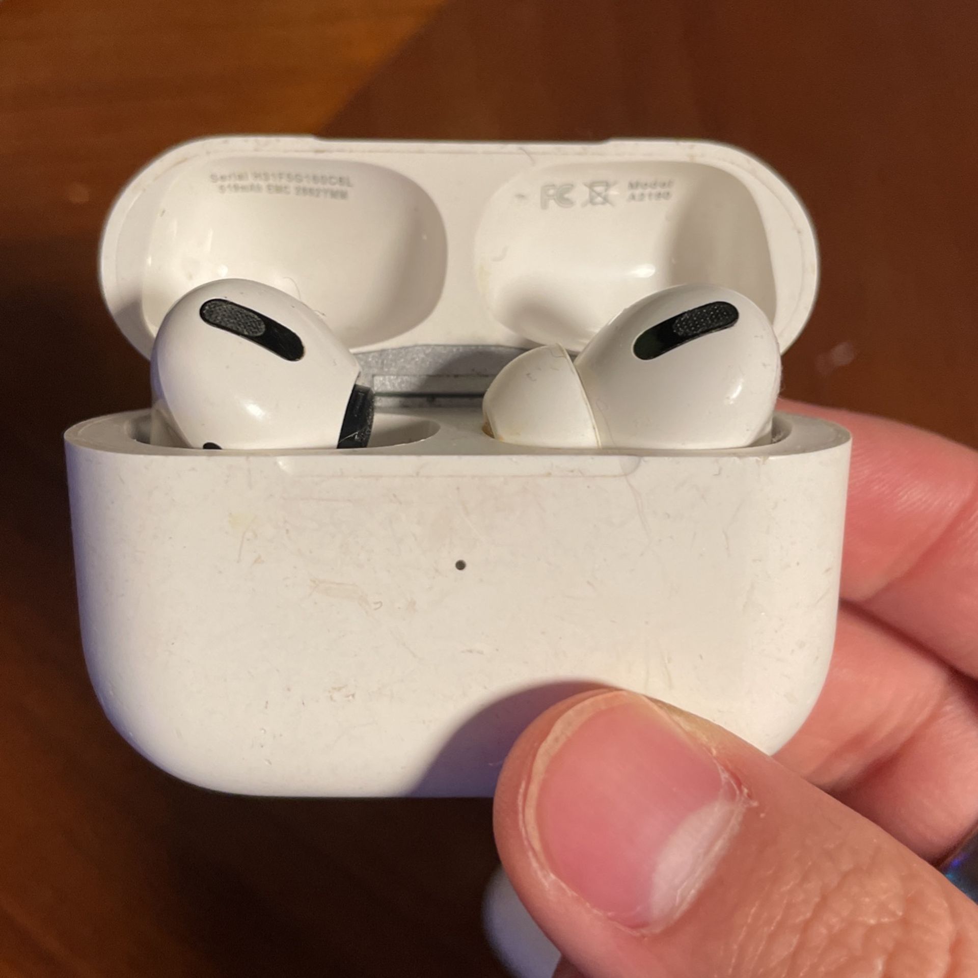 FAKE CHINESE AIRPODS PRO