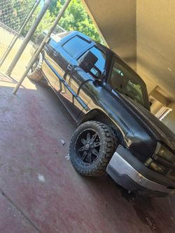2003 Chevy avalanche 1500