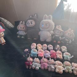 Pop Mart & Friends – Rare Sets, Secret Chasers, and a Mega-Size Chopper!