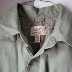 Cabela's Men's L Fishing Shirt