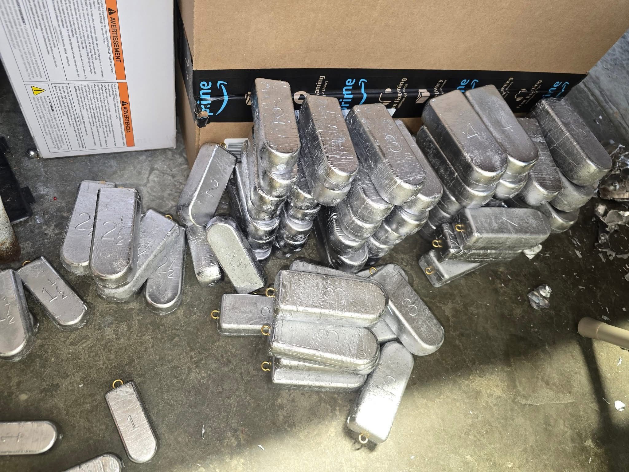 Halibut/cod weight $2 a lb