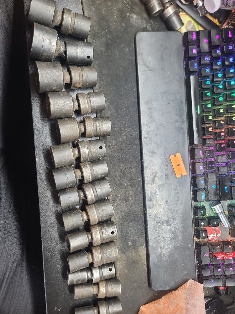 Snap On 14pc 1/2 Drive Shallow Swivel Socket Lot