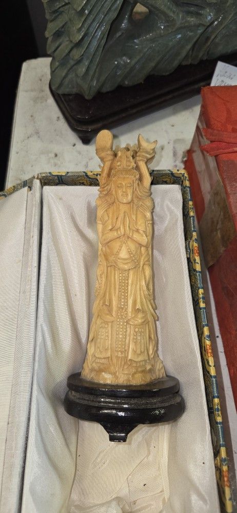 Antique Estate Scroll Left To See More Pictures Scroll Down To The Description For Info And C65 More Sculptures