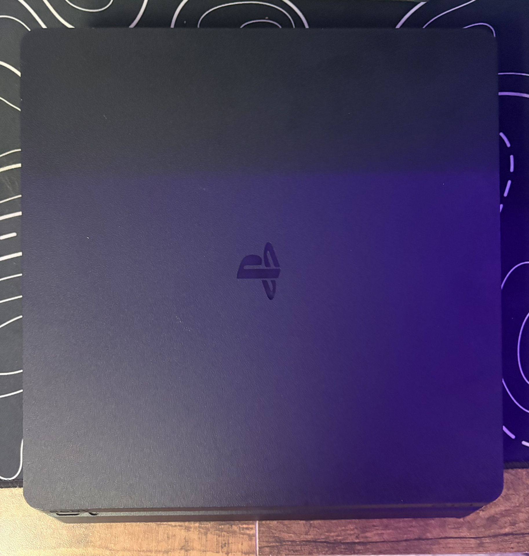 PS4 Slim 1TB