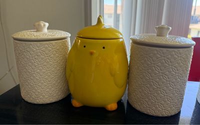 Kitchen Ceramic Decor Bundle – $15 OBO (Move-Out Sale)