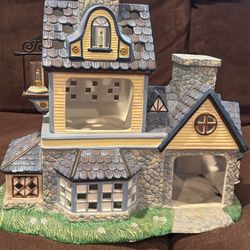 PartyLite Olde World Village #1  CANDLE SHOPPE HOUSE