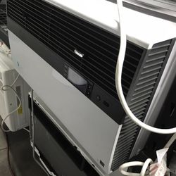 15,000 Btus Window Air Conditioning $200