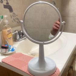 makeup mirror brand new