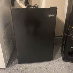 Mini Fridge