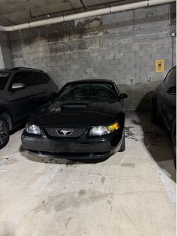 2002 ford mustang