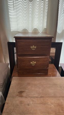 Night Stand 2 Drawers 