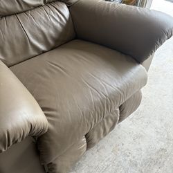 Recliner brown chair