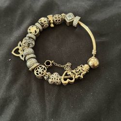 Pandora 14k 21 charms