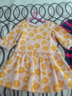 Osh Kosh and baby gap size 3T new Cute dresses
