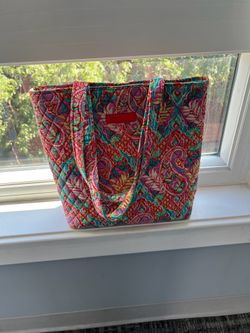 VERA BRADLEY QUILTED TOTE BAG