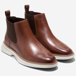 Mens shoes Size 9. Brand New