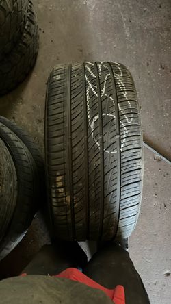 Tire 275/35/20