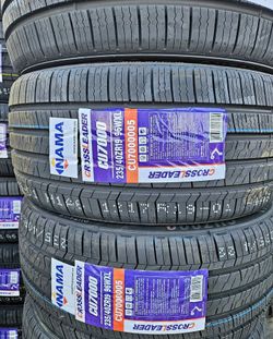 235/40/19 Set Of Highway Tires