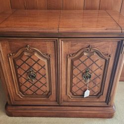 Mini Bar Solid Oak 