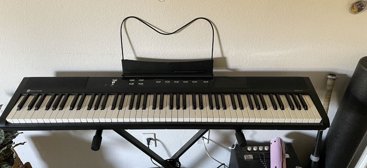 Keyboard Piano