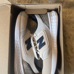 New Balance Brand New 7.5