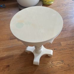 Accent Table 