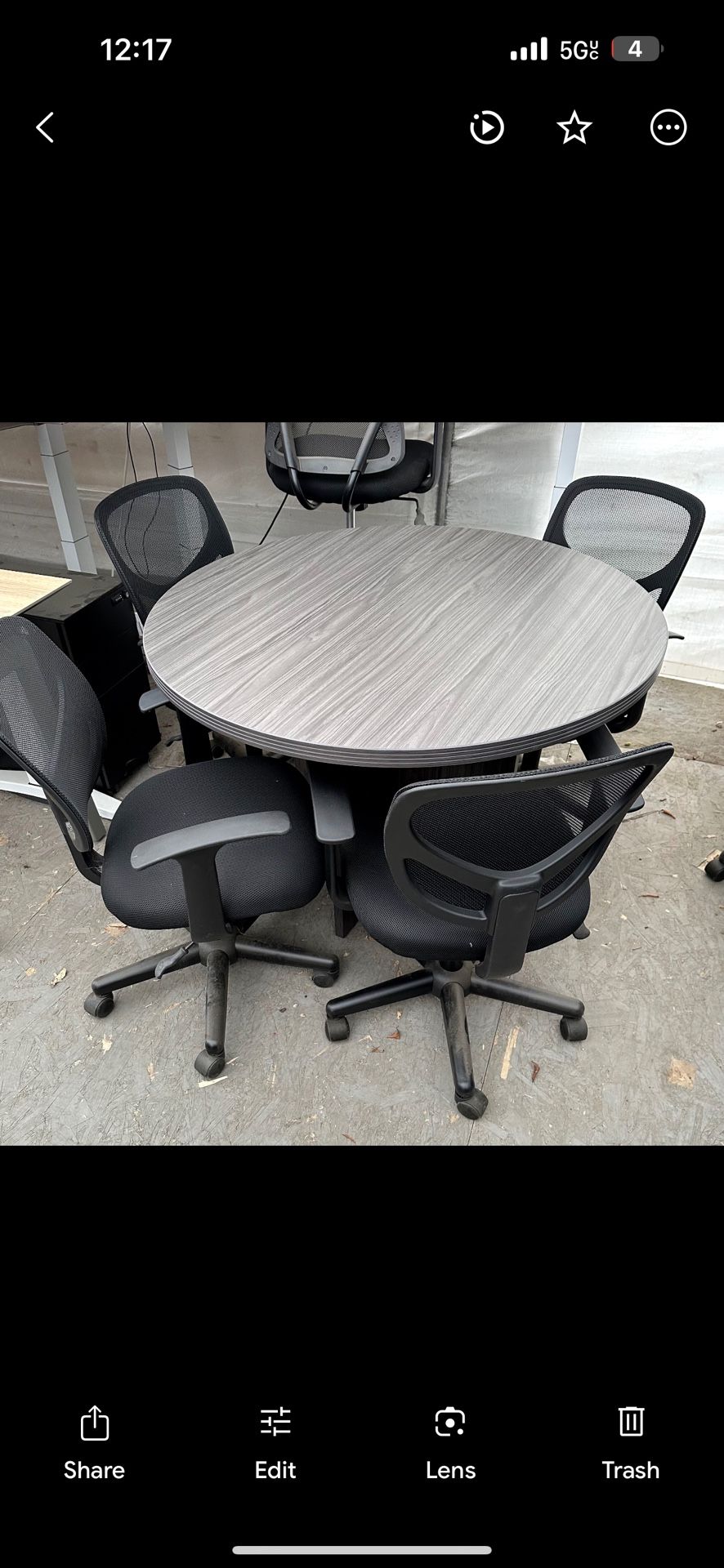 Round Desk