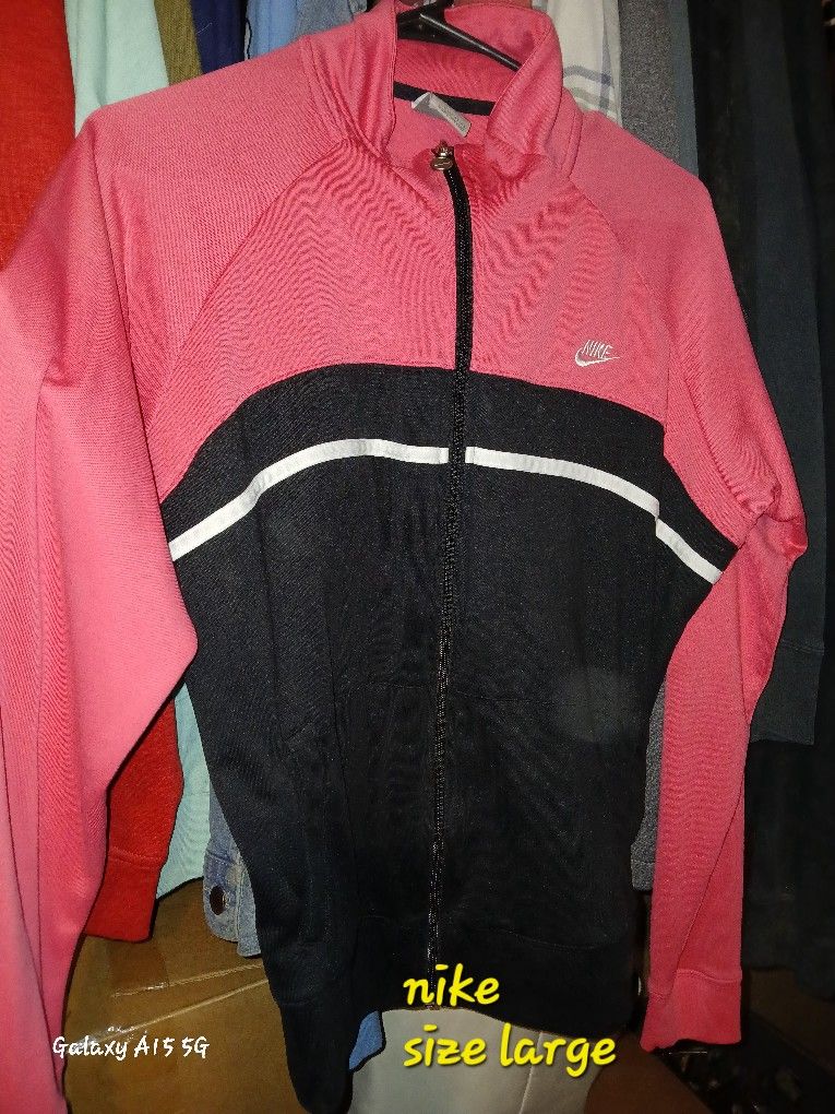 Women's Lightweight Nike Jacket
