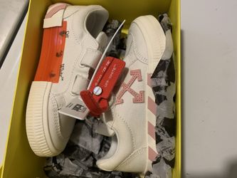 Off-White Low Vulcanized