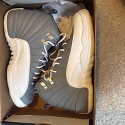 Jordan 12 “Stealth”