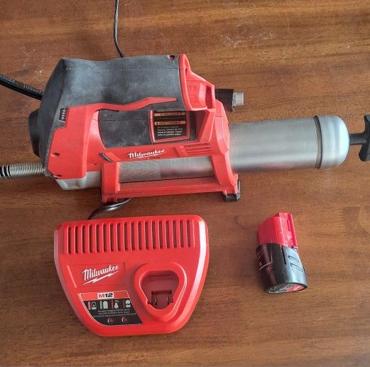 Milwaukee Grease Gun