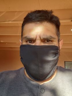 Washable mask with filter.