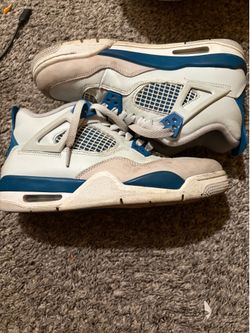 Military blue Jordan 4s size 5 kids